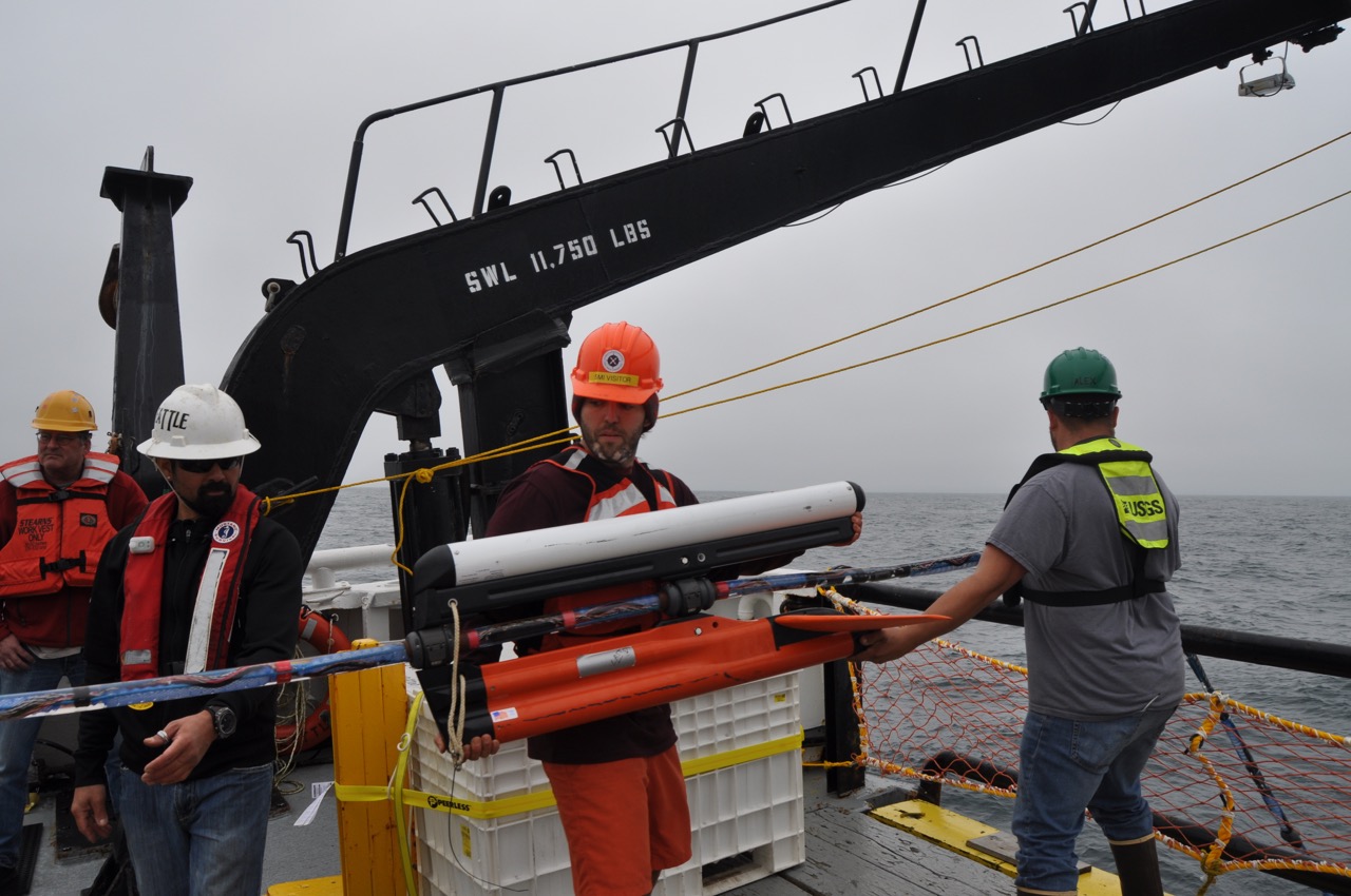 Streamer depth control device, or bird U.S. Geological Survey